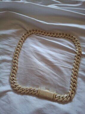 Cuban 24" Moissanite chain
